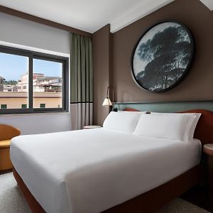 Camera con letto king size